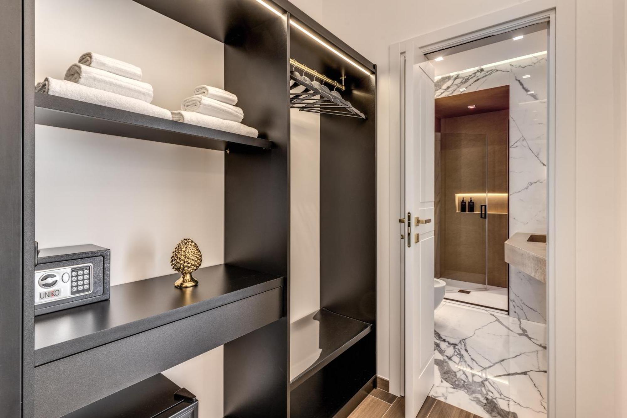 Atarooms Suites Napoli Exteriér fotografie